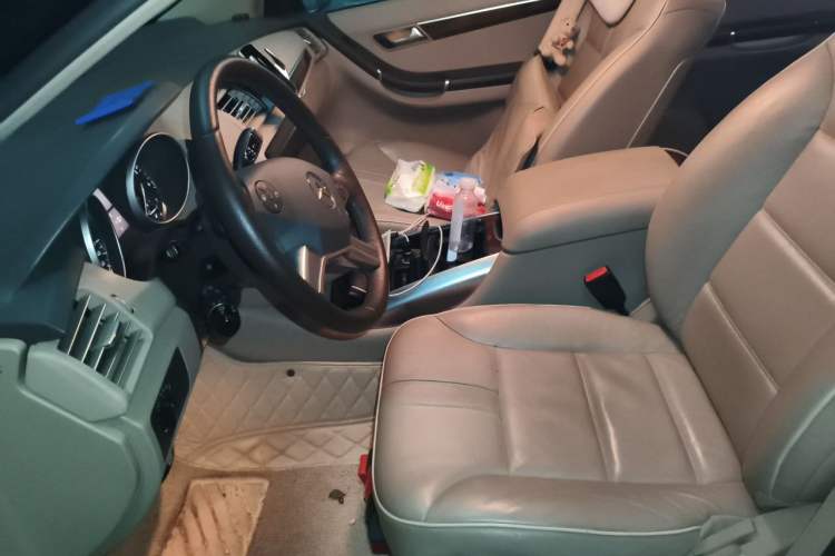 Used Mercedes-Benz R-Class 2011 R 350 L 4MATIC Left Front Seat