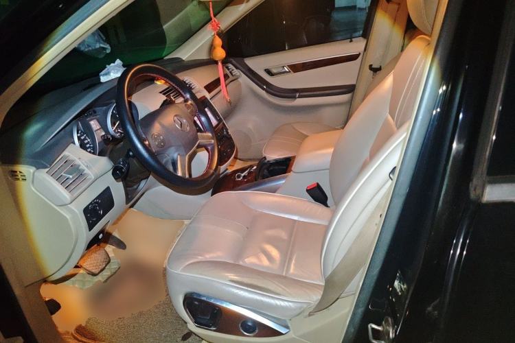 Used Mercedes-Benz R-Class 2011 R 350 L 4MATIC Left Front Seat