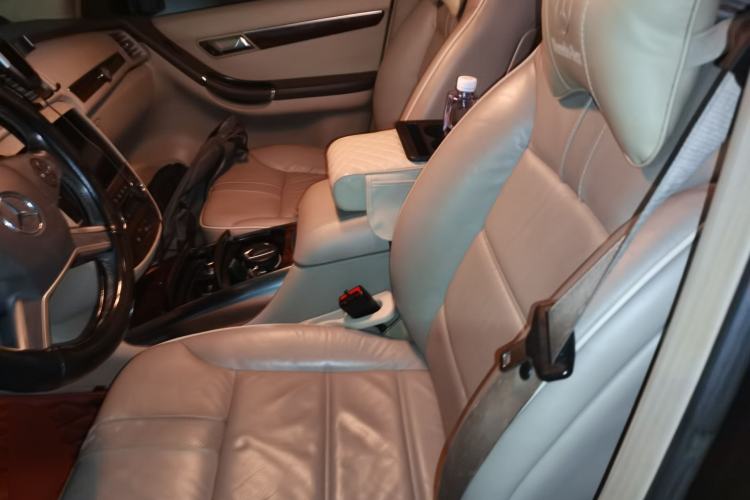 Used Mercedes-Benz R-Class 2011 R 350 L 4MATIC Left Front Seat