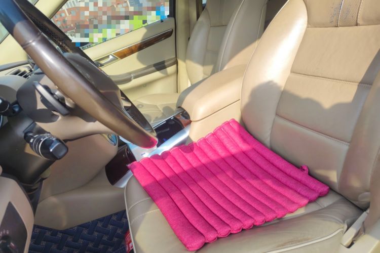 Used Mercedes-Benz R-Class 2011 R 350 L 4MATIC Left Front Seat