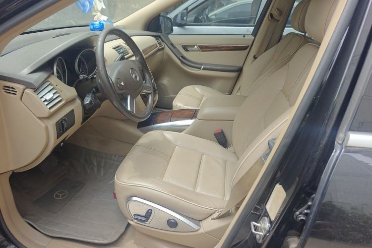 Used Mercedes-Benz R-Class 2011 R 300 L Luxury Model Left Front Seat
