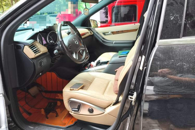 Used Mercedes-Benz R-Class 2011 R 350 L 4MATIC Left Front Seat