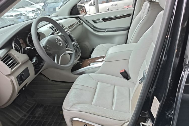 Used Mercedes-Benz R-Class 2011 R 350 L 4MATIC Left Front Seat