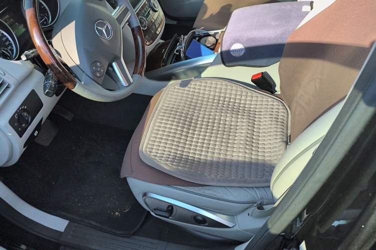 Used Mercedes-Benz R-Class 2011 R 350 L 4MATIC Left Front Seat
