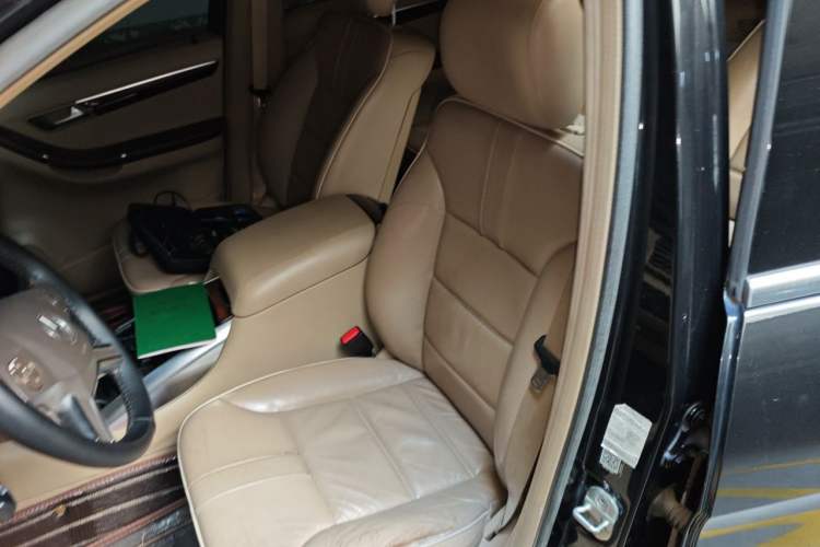 Used Mercedes-Benz R-Class 2011 R 350 L 4MATIC Left Front Seat