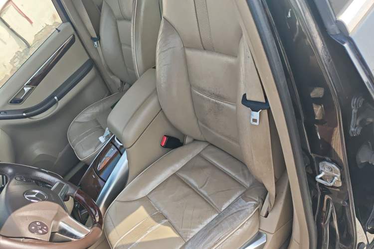 Used Mercedes-Benz R-Class 2011 R 350 L 4MATIC Left Front Seat