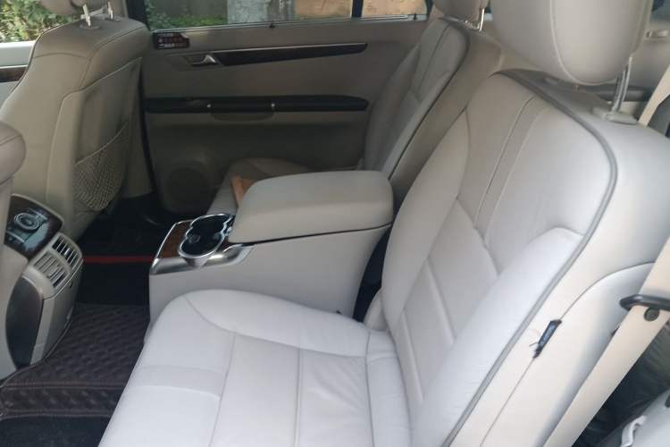 Used Mercedes-Benz R-Class 2011 R 350 L 4MATIC Left Rear Seat