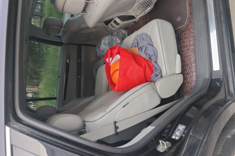 Used Mercedes-Benz R-Class 2011 R 350 L 4MATIC Left Rear Seat