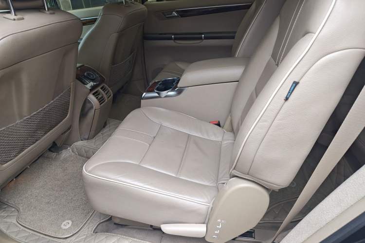 Used Mercedes-Benz R-Class 2011 R 350 L 4MATIC Left Rear Seat