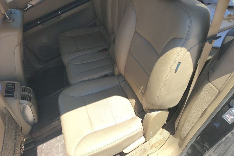 Used Mercedes-Benz R-Class 2011 R 300 L Business Model Left Rear Seat