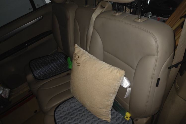 Used Mercedes-Benz R-Class 2011 R 300 L Business Model Left Rear Seat