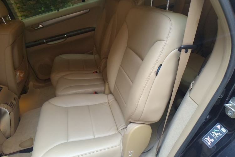 Used Mercedes-Benz R-Class 2011 R 300 L Business Model Left Rear Seat
