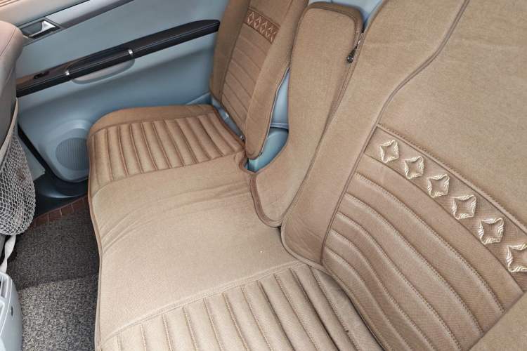 Used Mercedes-Benz R-Class 2011 R 300 L Business Model Left Rear Seat