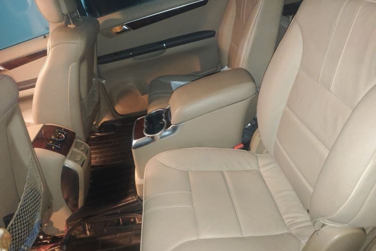 Used Mercedes-Benz R-Class 2011 R 350 L 4MATIC Left Rear Seat