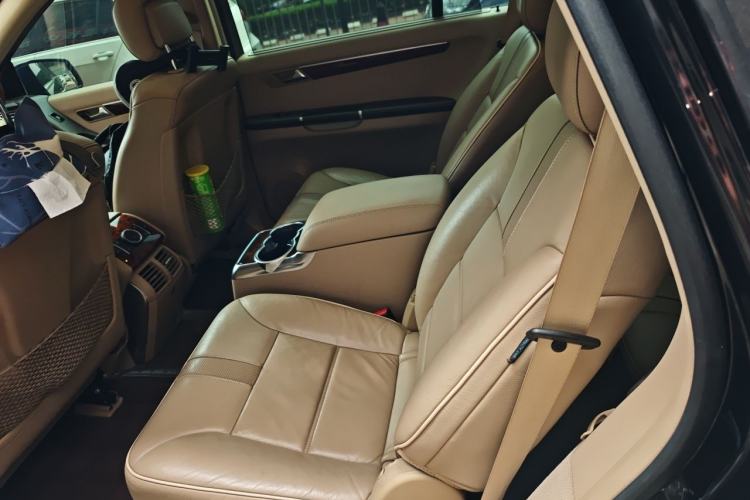 Used Mercedes-Benz R-Class 2011 R 350 L 4MATIC Left Rear Seat