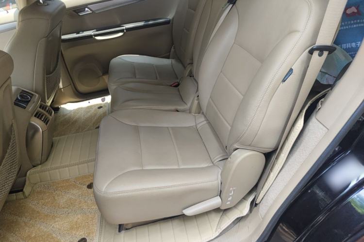 Used Mercedes-Benz R-Class 2011 R 300 L Business Model Left Rear Seat
