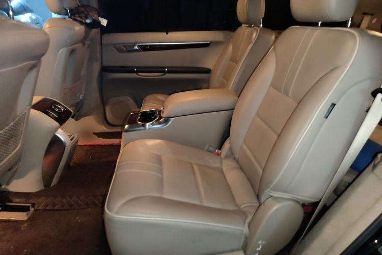 Used Mercedes-Benz R-Class 2011 R 350 L 4MATIC Left Rear Seat