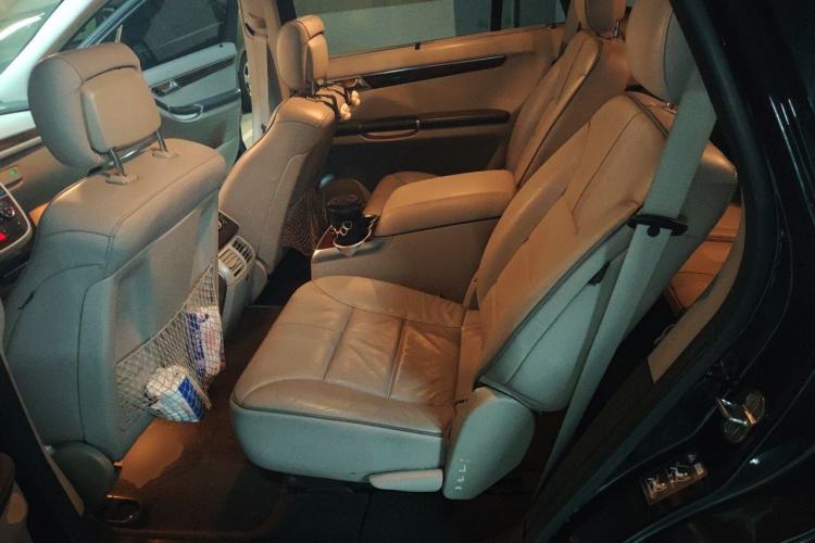Used Mercedes-Benz R-Class 2011 R 350 L 4MATIC Left Rear Seat