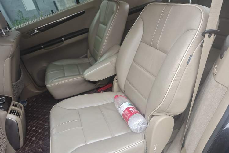 Used Mercedes-Benz R-Class  Left Rear Seat