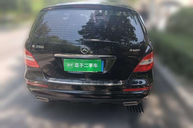 Used Mercedes-Benz R-Class 2011 R 350 L 4MATIC Rear