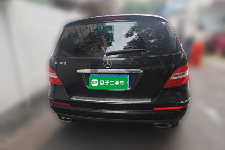 Used Mercedes-Benz R-Class 2011 R 300 L Luxury Model Rear