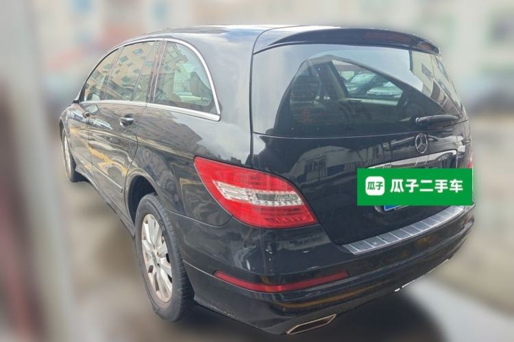 Used Mercedes-Benz R-Class 2011 R 300 L Business Model Rear Left 45 Deg