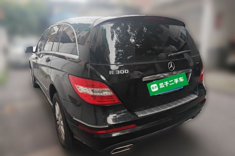 Used Mercedes-Benz R-Class 2011 R 300 L Luxury Model Rear Left 45 Deg
