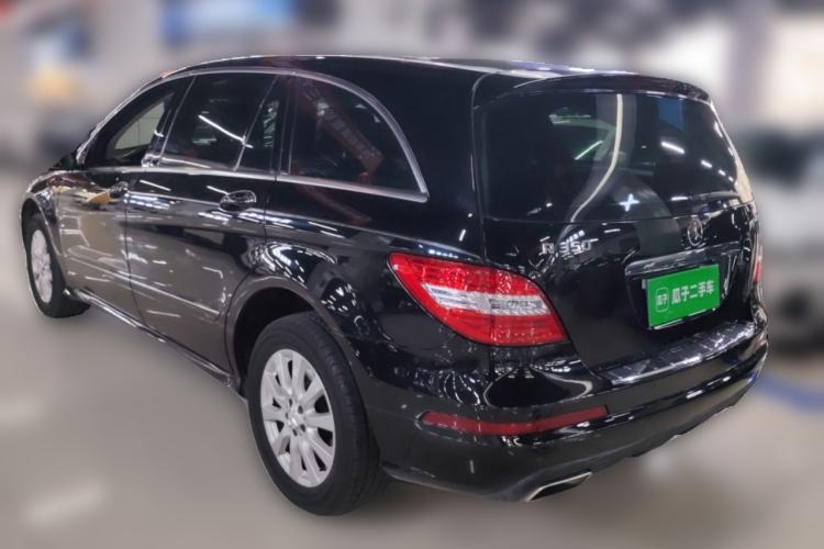 Used Mercedes-Benz R-Class 2011 R 350 L 4MATIC Rear Left 45 Deg