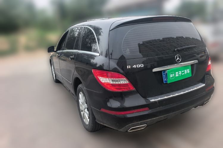 Used Mercedes-Benz R-Class 2011 R 300 L Business Model Rear Left 45 Deg