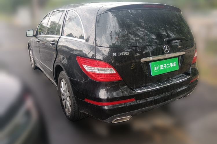 Used Mercedes-Benz R-Class 2011 R 300 L Business Model Rear Left 45 Deg