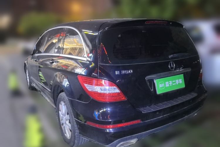 Used Mercedes-Benz R-Class 2011 R 300 L Business Model Rear Left 45 Deg