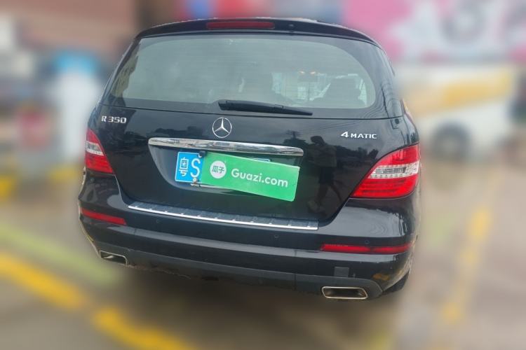 Used Mercedes-Benz R-Class 2011 R 350 L 4MATIC Rear
