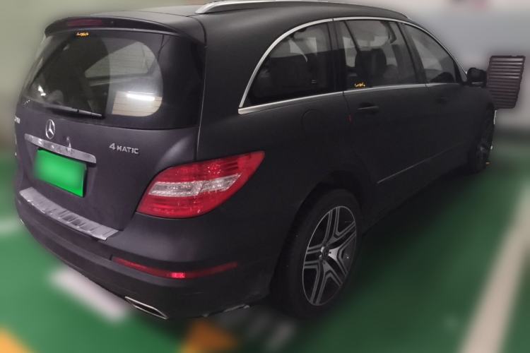 Used Mercedes-Benz R-Class 2011 R 350 L 4MATIC Rear Right 45 Deg