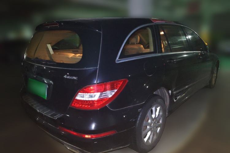 Used Mercedes-Benz R-Class 2011 R 350 L 4MATIC Rear Right 45 Deg