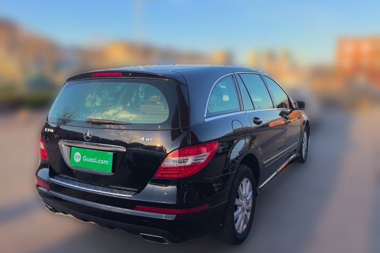 Used Mercedes-Benz R-Class 2011 R 300 L Business Model Rear Right 45 Deg