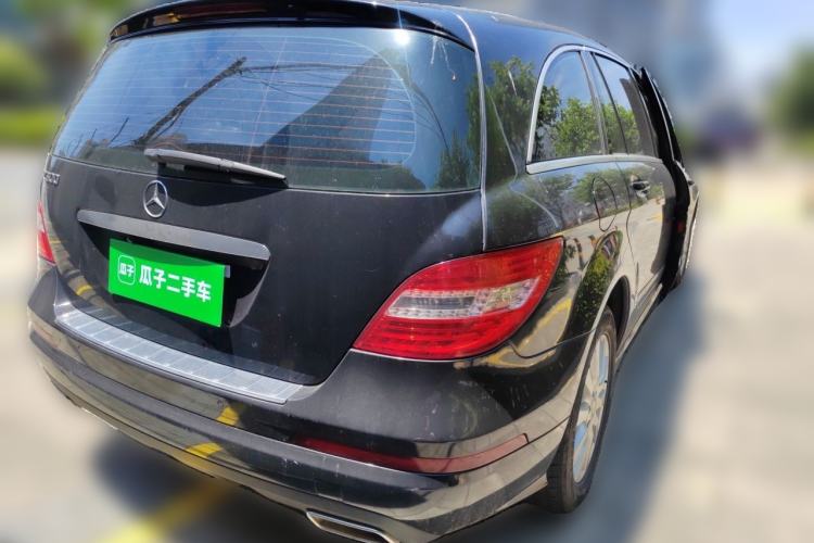 Used Mercedes-Benz R-Class 2011 R 300 L Business Model Rear Right 45 Deg
