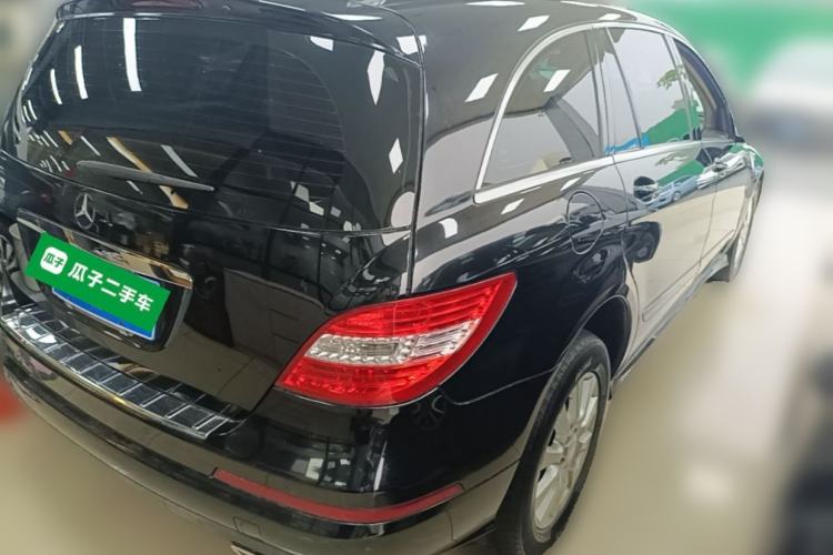 Used Mercedes-Benz R-Class 2011 R 300 L Business Model Rear Right 45 Deg