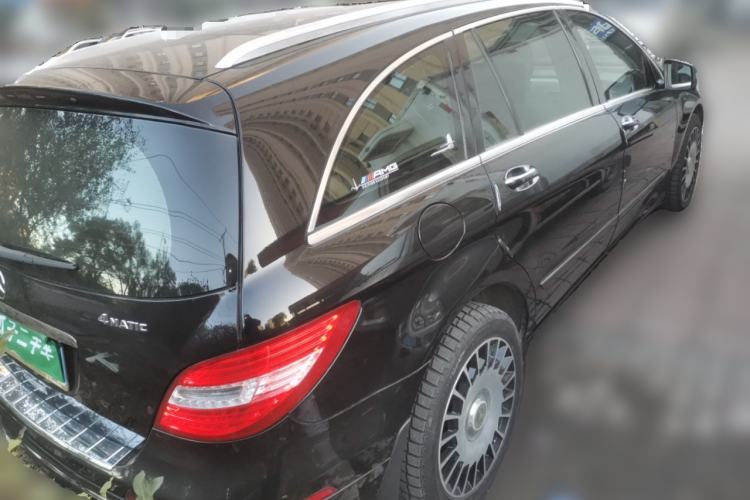 Used Mercedes-Benz R-Class 2011 R 350 L 4MATIC Rear Right 45 Deg