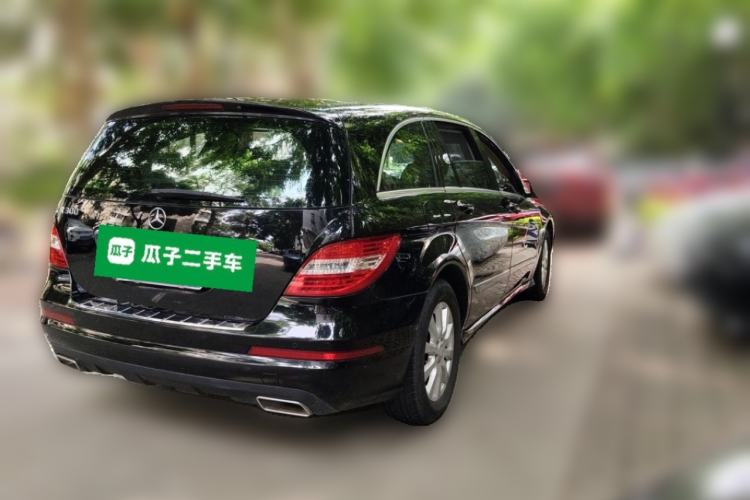 Used Mercedes-Benz R-Class 2011 R 300 L Business Model Rear Right 45 Deg