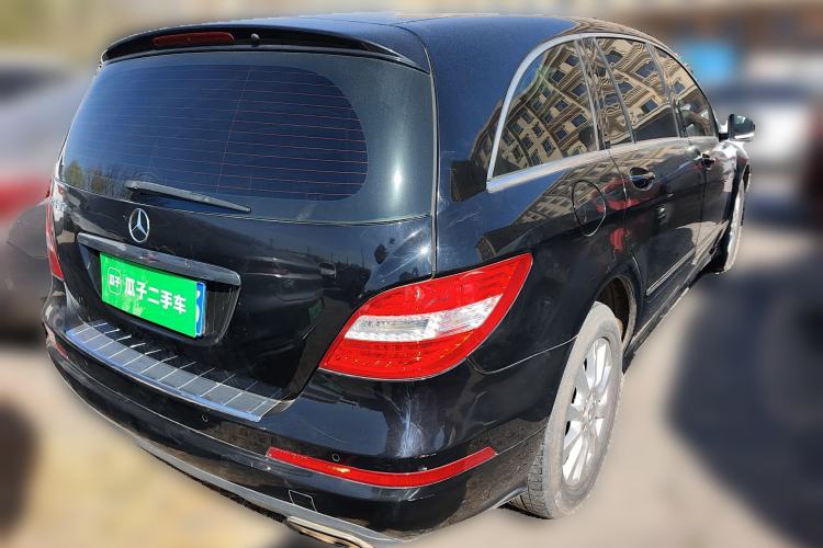 Used Mercedes-Benz R-Class 2011 R 300 L Business Model Rear Right 45 Deg