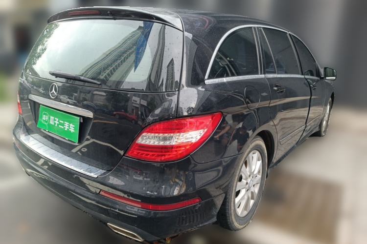 Used Mercedes-Benz R-Class 2011 R 300 L Business Model Rear Right 45 Deg