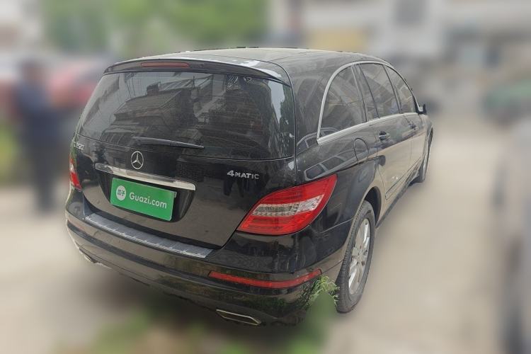 Used Mercedes-Benz R-Class 2011 R 300 L Luxury Model Rear Right 45 Deg