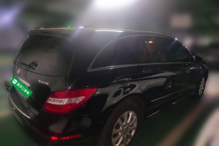 Used Mercedes-Benz R-Class 2011 R 350 L 4MATIC Rear Right 45 Deg