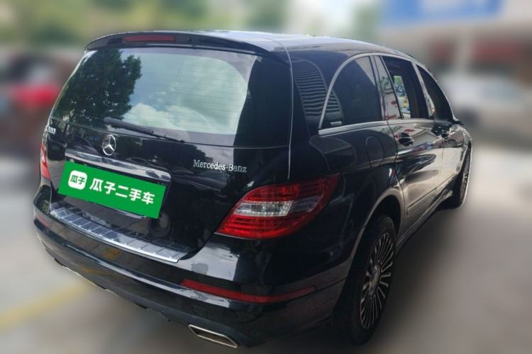 Used Mercedes-Benz R-Class 2011 R 300 L Business Model Rear Right 45 Deg