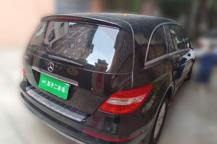 Used Mercedes-Benz R-Class 2011 R 300 L Business Model Rear Right 45 Deg