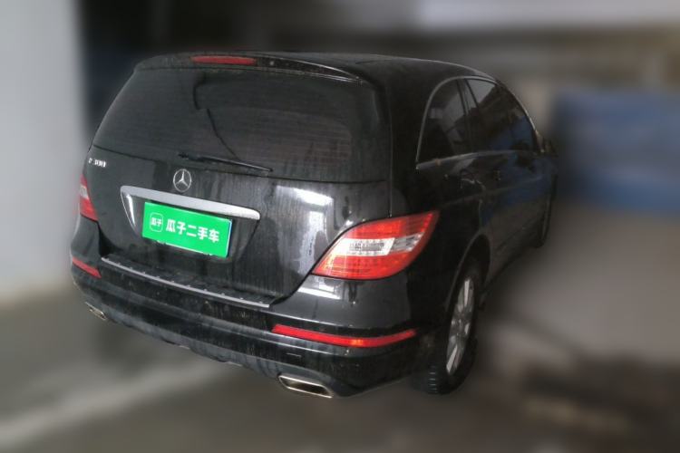 Used Mercedes-Benz R-Class 2011 R 300 L Business Model Rear Right 45 Deg