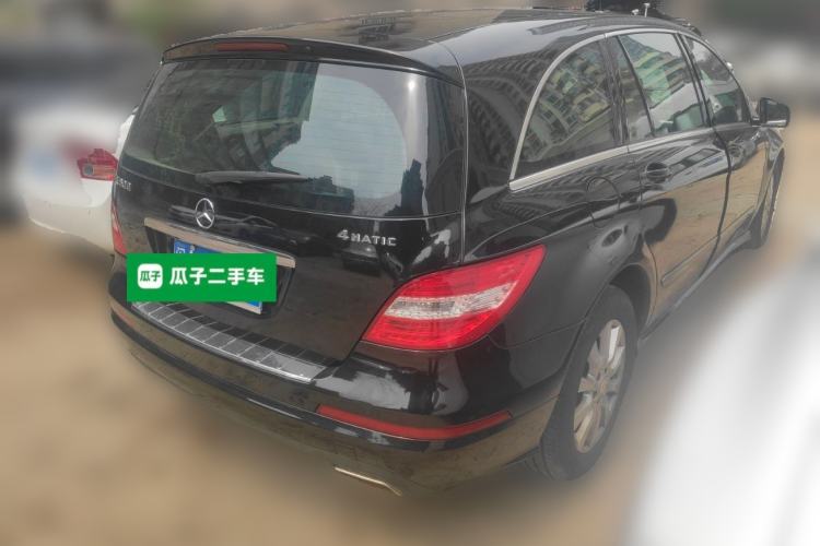 Used Mercedes-Benz R-Class 2011 R 300 L Business Model Rear Right 45 Deg
