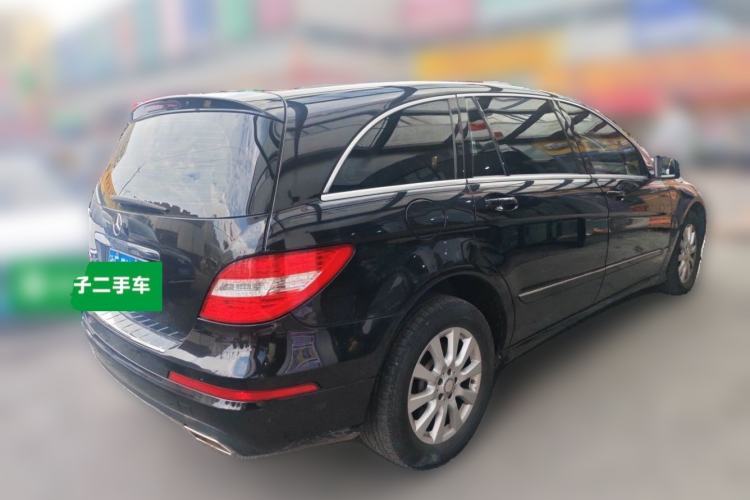 Used Mercedes-Benz R-Class 2011 R 300 L Business Model Rear Right 45 Deg