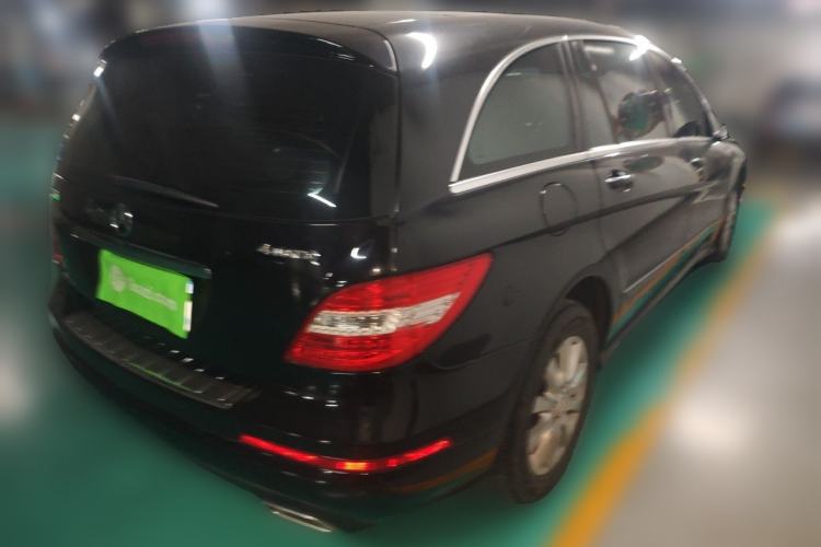 Used Mercedes-Benz R-Class 2011 R 350 L 4MATIC Rear Right 45 Deg