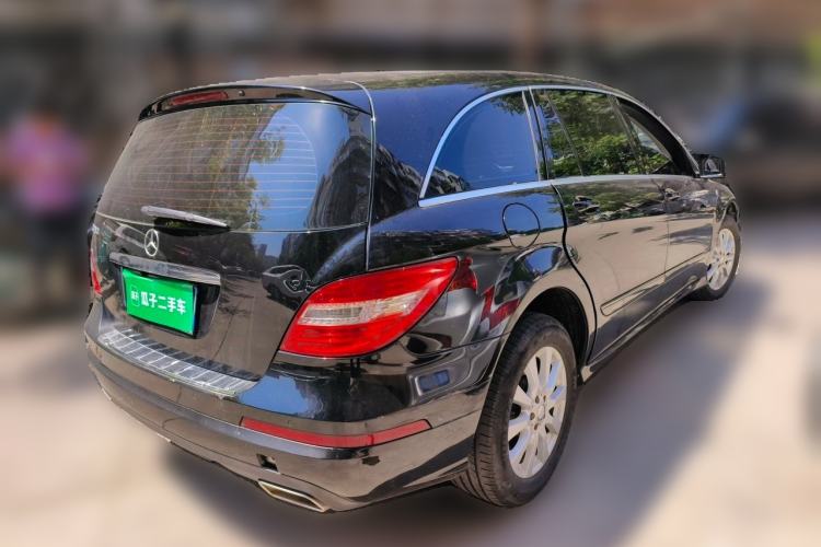 Used Mercedes-Benz R-Class 2011 R 300 L Business Model Rear Right 45 Deg